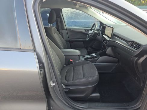 Used 2023 Ford Escape Active w/ Tech Pack #1 AWD/4WD image 6