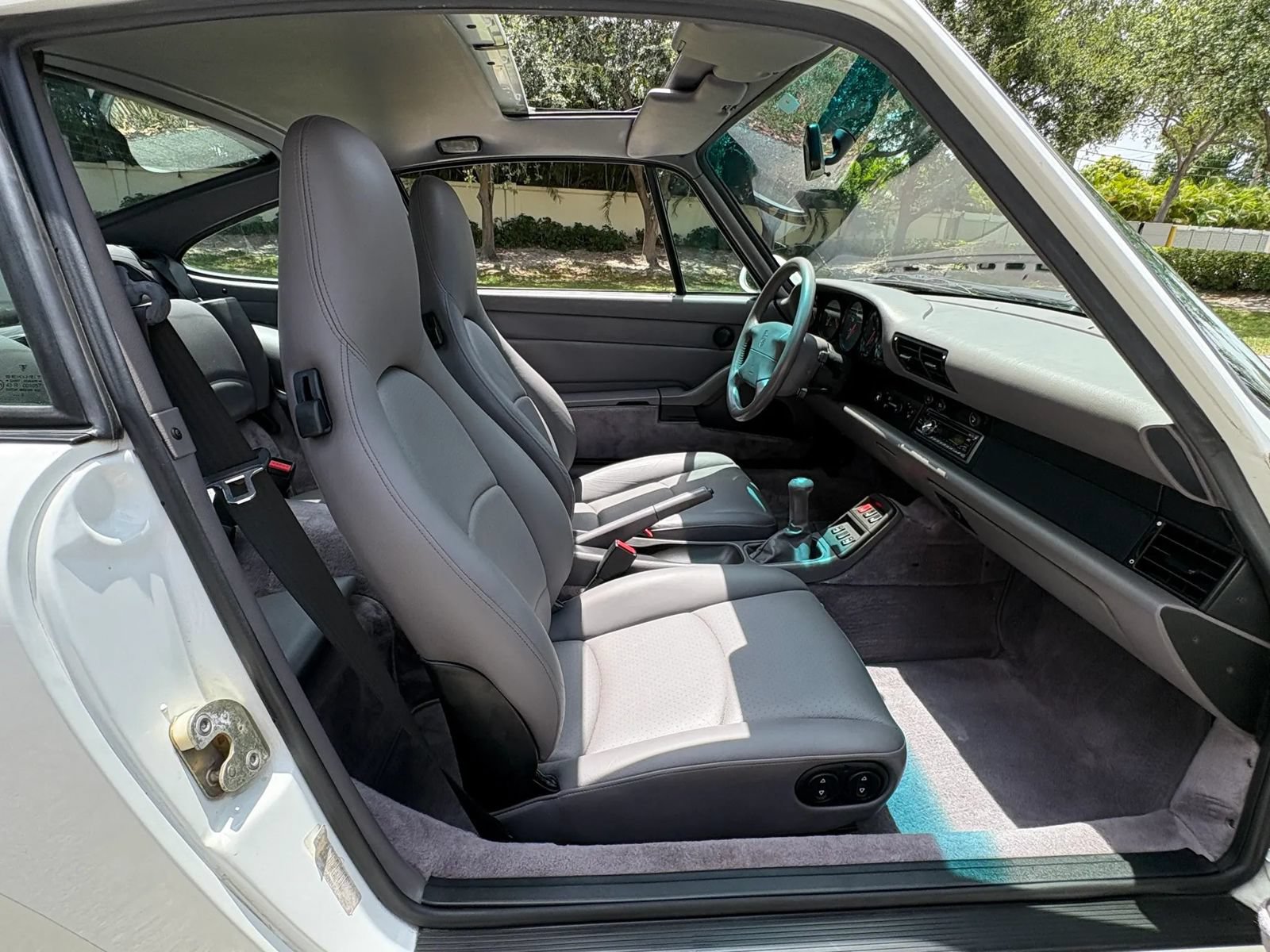 Used 1995 Porsche 911 Carrera image 51
