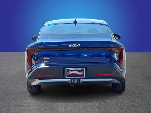 Used 2025 Kia K4 FWD image 5