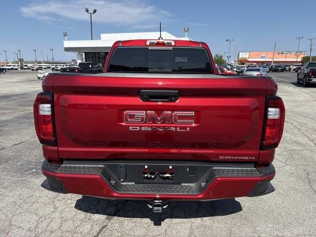 Used 2026 GMC Canyon Denali AWD/4WD image 5