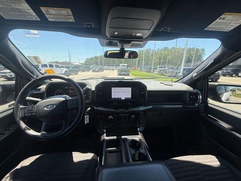 Used 2022 Ford F150 XL w/ STX Appearance Package RWD image 9