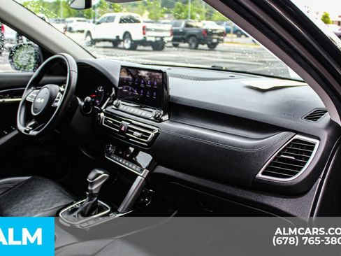 Used 2022 Kia Seltos SX w/ Sunroof Package AWD/4WD image 23