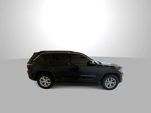 Used 2022 Jeep Grand Cherokee Limited AWD/4WD image 9