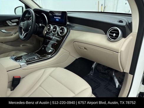 Used 2022 Mercedes-Benz GLC 300 image 29