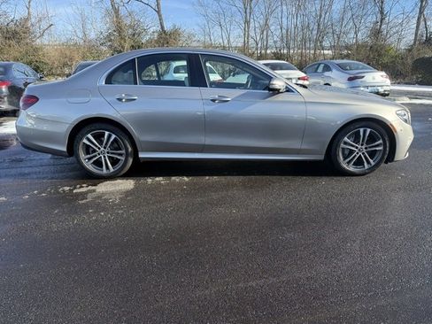 Certified 2022 Mercedes-Benz E 350 4MATIC Sedan image 4