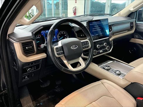 Used 2023 Ford Expedition Limited image 34