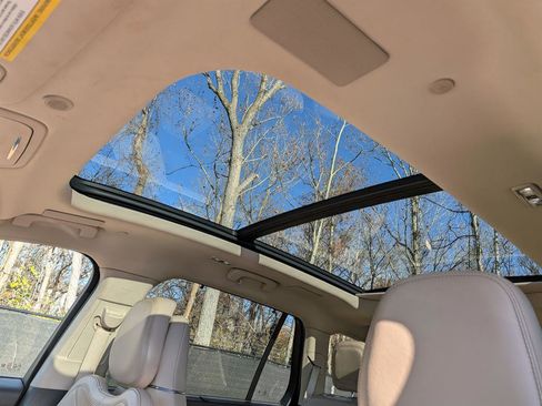 Certified 2022 Lincoln Aviator Reserve w/ Equipment Group 201A image 32