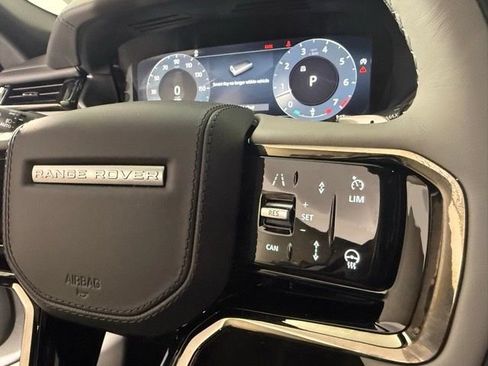 Used 2026 Land Rover Range Rover Velar Dynamic SE AWD/4WD image 18
