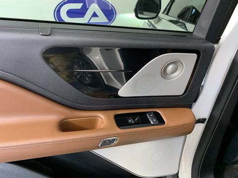 Used 2020 Lincoln Aviator Reserve w/ Equipment Group 201A AWD/4WD image 32