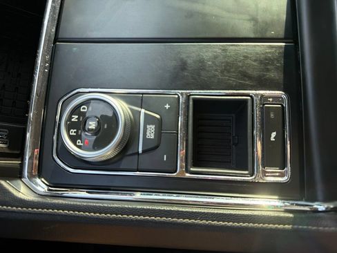 Used 2022 Ford Expedition XLT RWD image 37