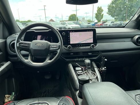 Used 2023 Chevrolet Colorado Trail Boss w/ Advanced Trailering Package AWD/4WD image 4
