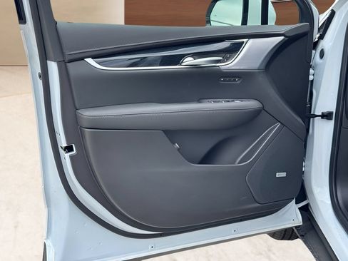 New 2026 Cadillac XT5 Premium Luxury w/ LPO, ONYX Package FWD image 14