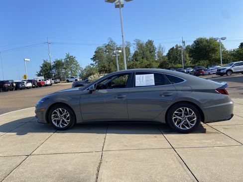Used 2023 Hyundai Sonata SEL FWD image 11