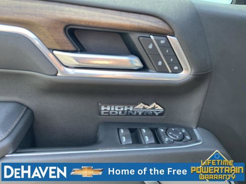 Used 2026 Chevrolet Silverado 1500 High Country w/ High Country Premium Package AWD/4WD image 25