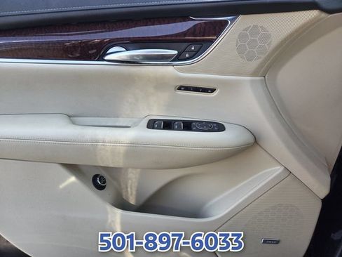 Used 2017 Cadillac XT5 Premium Luxury w/ LPO, Wheel Lock Package AWD/4WD image 28