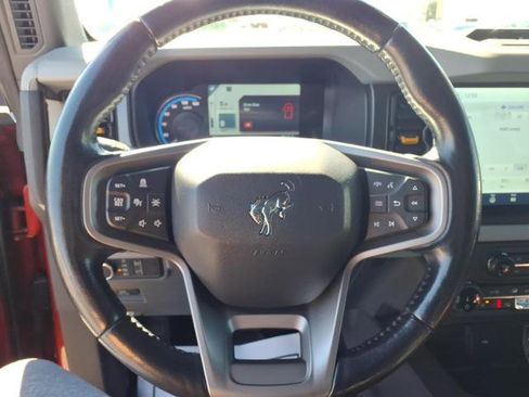 Certified 2022 Ford Bronco Badlands image 9