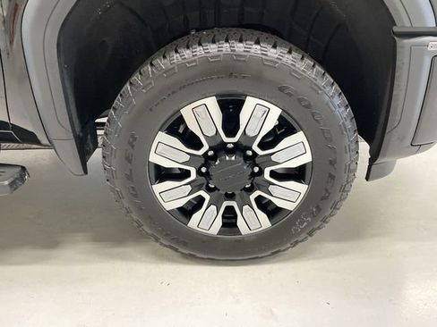 New 2026 GMC Sierra 2500 Denali w/ Denali Reserve Package image 14