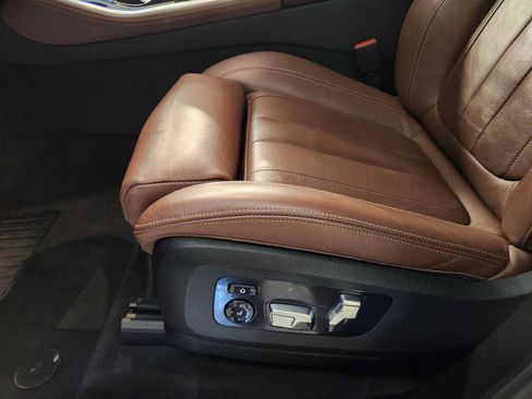 Used 2021 BMW X5 sDrive40i w/ Premium Package RWD image 25