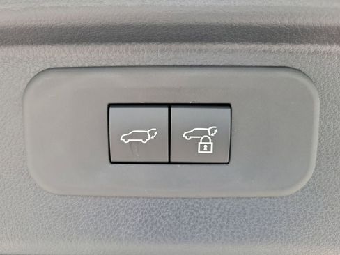 New 2026 Toyota Grand Highlander Platinum AWD/4WD image 10