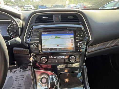 Used 2017 Nissan Maxima Platinum image 25