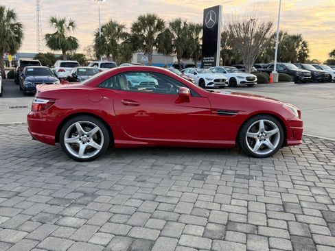 Used 2015 Mercedes-Benz SLK 250 image 5