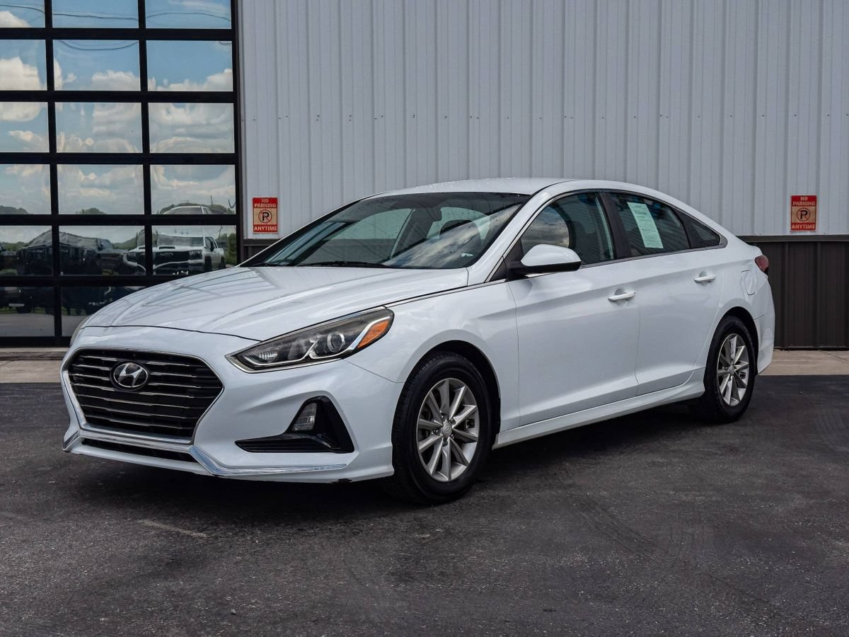 Used 2018 Hyundai Sonata SE FWD image 1