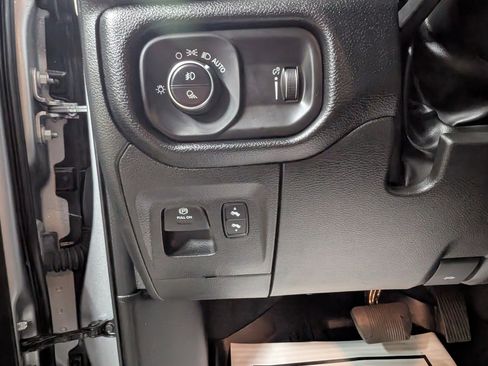 Used 2022 RAM 1500 Big Horn image 9