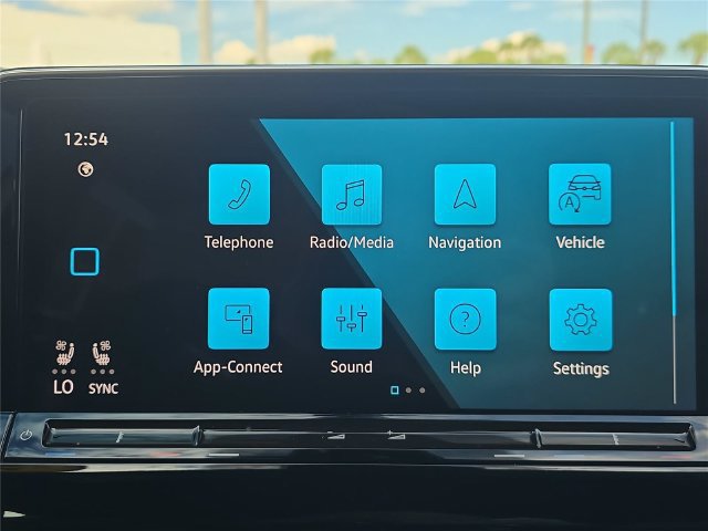 Used 2024 Volkswagen Atlas Cross Sport SE FWD image 18