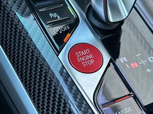 Used 2025 BMW M2 w/ Lighting Package image 28