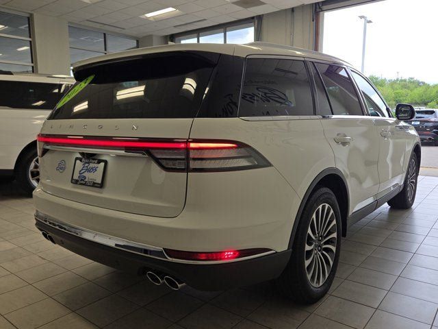 Used 2023 Lincoln Aviator AWD w/ Premium Package image 12