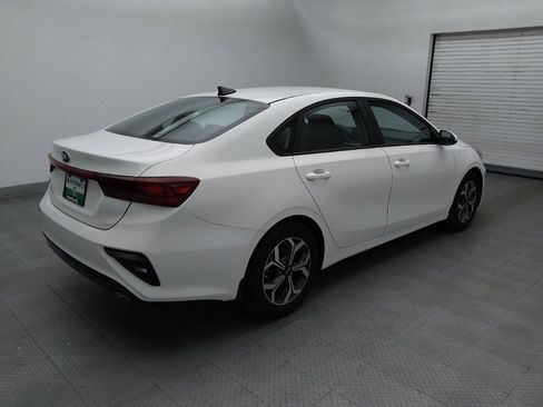 Used 2020 Kia Forte LXS FWD image 9