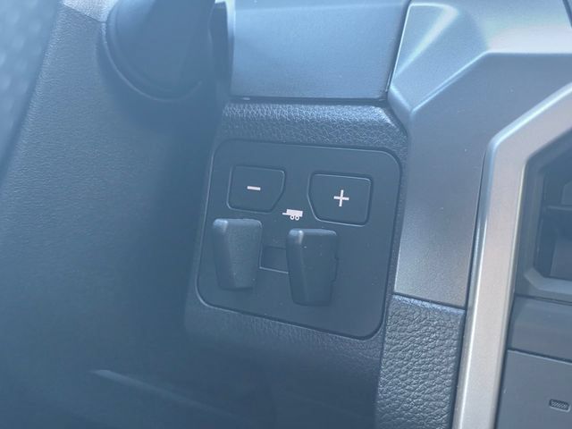 Used 2024 Toyota Tacoma SR5 AWD/4WD image 36