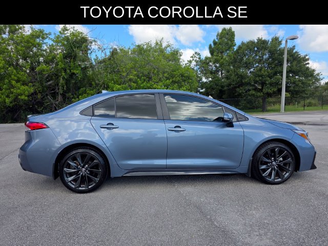 Used 2024 Toyota Corolla SE FWD image 2