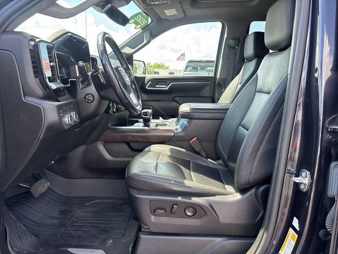 Certified 2022 GMC Sierra 1500 SLT AWD/4WD image 17