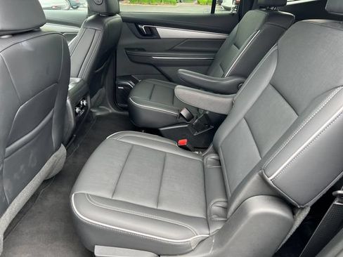 Certified 2025 Buick Enclave Preferred AWD/4WD image 21