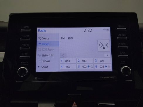 Used 2022 Toyota Camry LE image 25