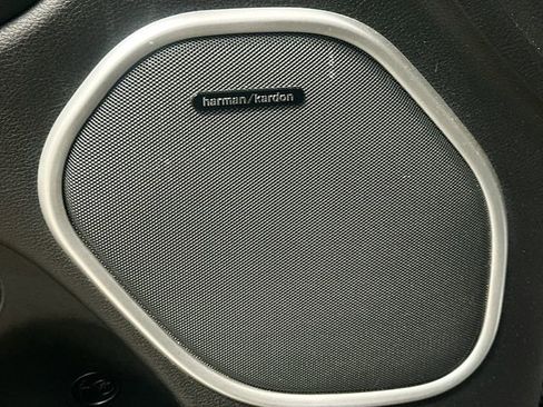 Used 2019 Jeep Grand Cherokee Summit image 20