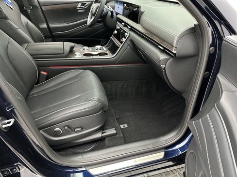 Certified 2026 Genesis GV80 3.5T Advanced AWD/4WD image 26