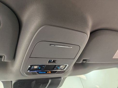 Used 2023 Ford F150 Lariat w/ FX4 Off-Road Package image 86