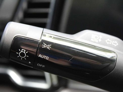 New 2025 Kia Sportage EX image 26