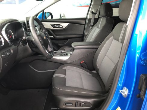 Used 2025 Chevrolet Blazer LT w/ Convenience Package FWD image 20