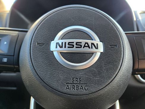 Used 2021 Nissan Rogue SV image 24