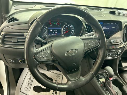 Used 2022 Chevrolet Equinox RS w/ RS Leather Package image 4