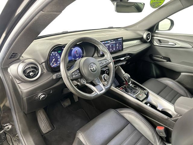 Used 2024 Alfa Romeo Tonale Ti w/ Active Assist Package AWD/4WD image 21