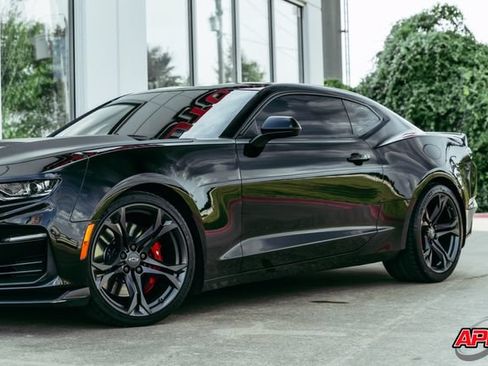 Used 2022 Chevrolet Camaro SS RWD image 55