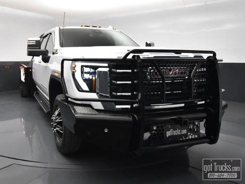 Used 2024 GMC Sierra 3500 SLT w/ SLT Convenience Package image 50