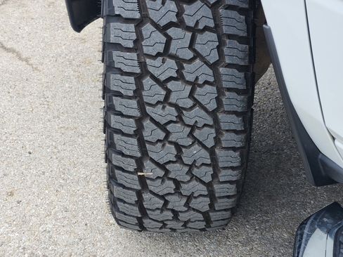 Used 2023 RAM 2500 Laramie AWD/4WD image 11