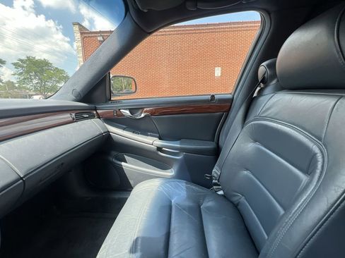 Used 2002 Cadillac De Ville Hearse image 15