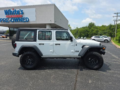 Used 2023 Jeep Wrangler Unlimited Sport AWD/4WD image 7