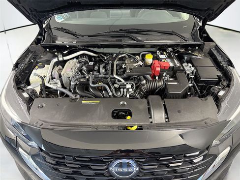 Used 2025 Nissan Sentra SV FWD image 27